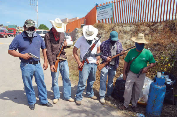 Pueblanos armados